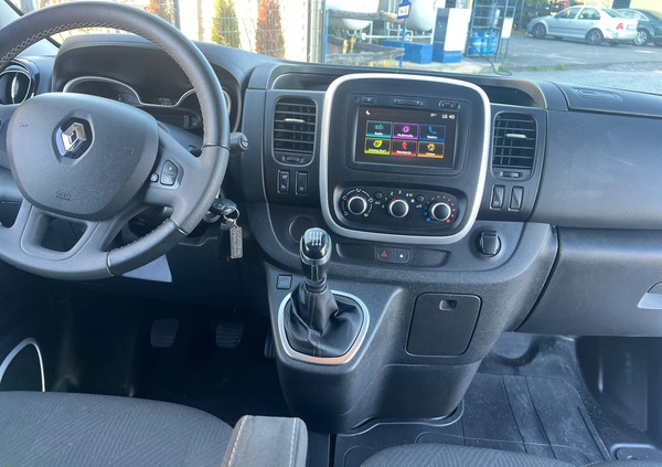 Renault Trafic cena 115600 przebieg: 107000, rok produkcji 2019 z Kałuszyn małe 121